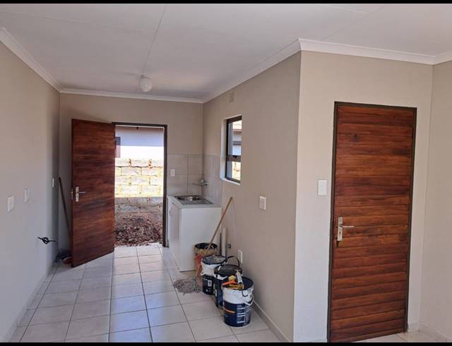 2 BEDROOM HOUSE FOR SALE IN REIGERPARK